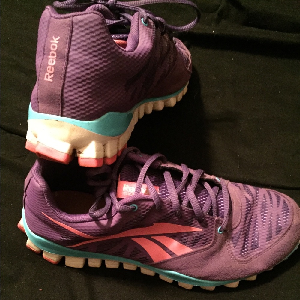 Girls size 7 Reebok’s- They are 8.5 in women’s.
